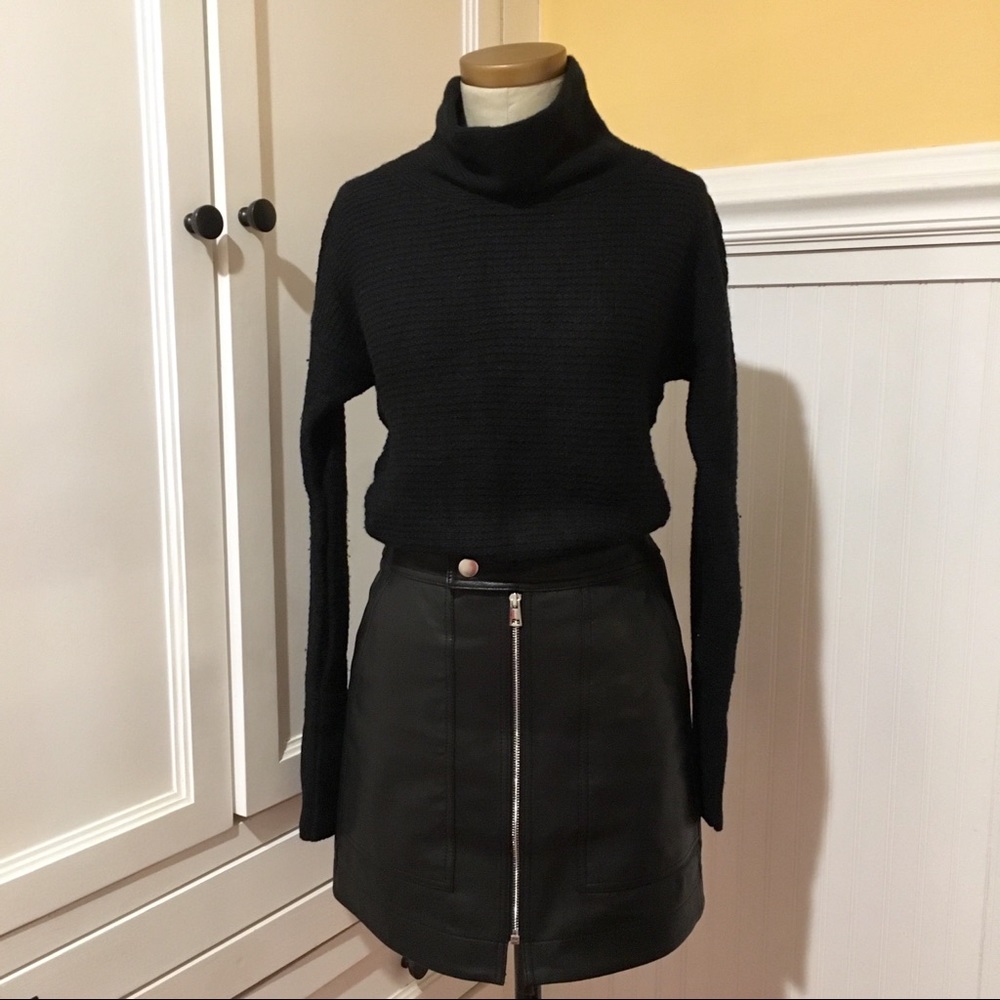 Extra small black knit sweater